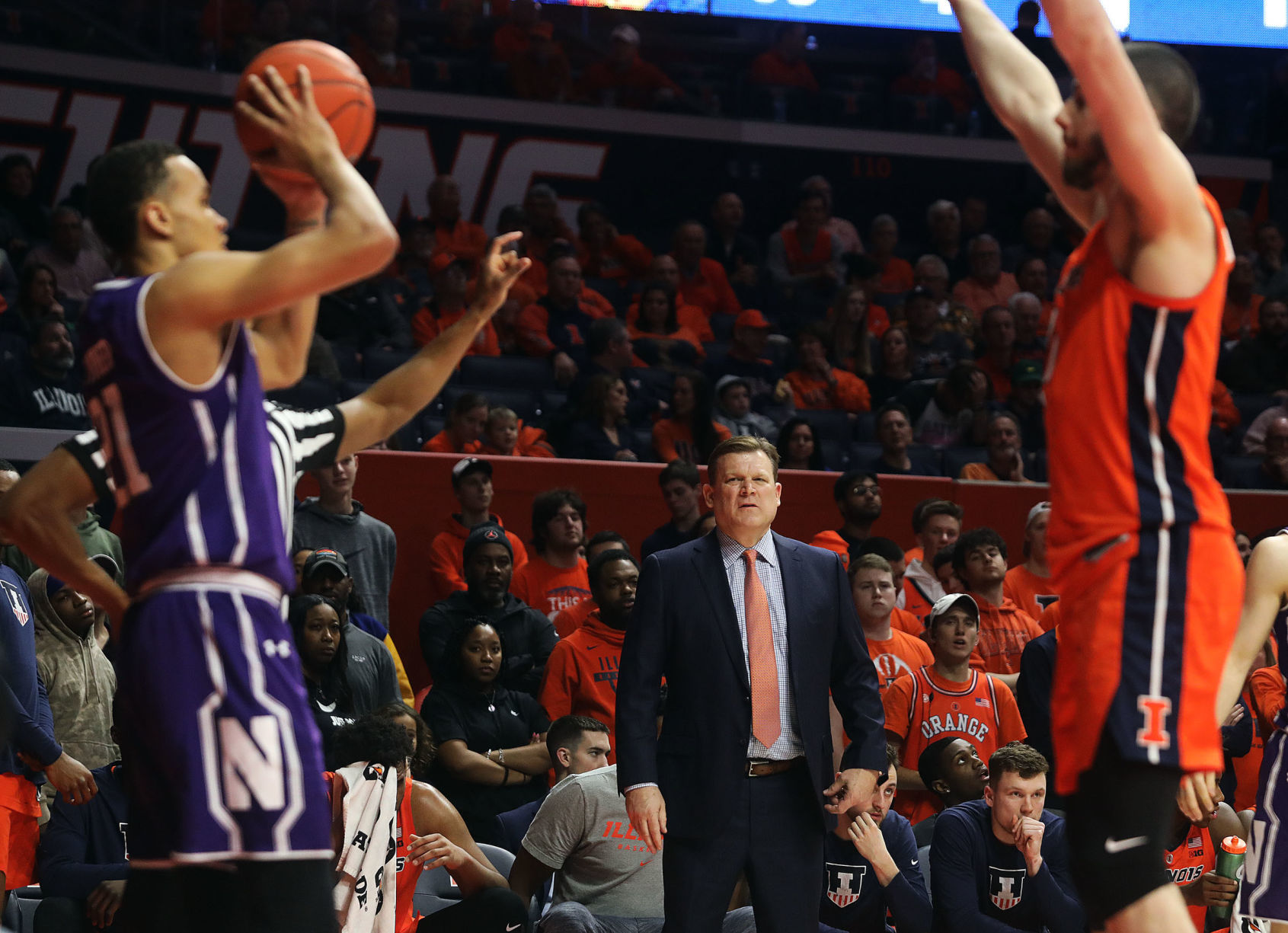 Illinois vs Northwestern 10 3.3.19.jpg
